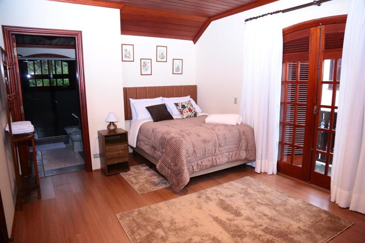 Quarto Duplo com Varanda